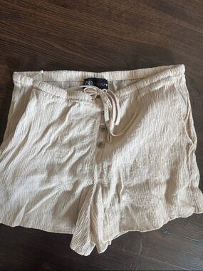 ZARA Cream High-Waist Textured Drawstring pull on Shorts size small